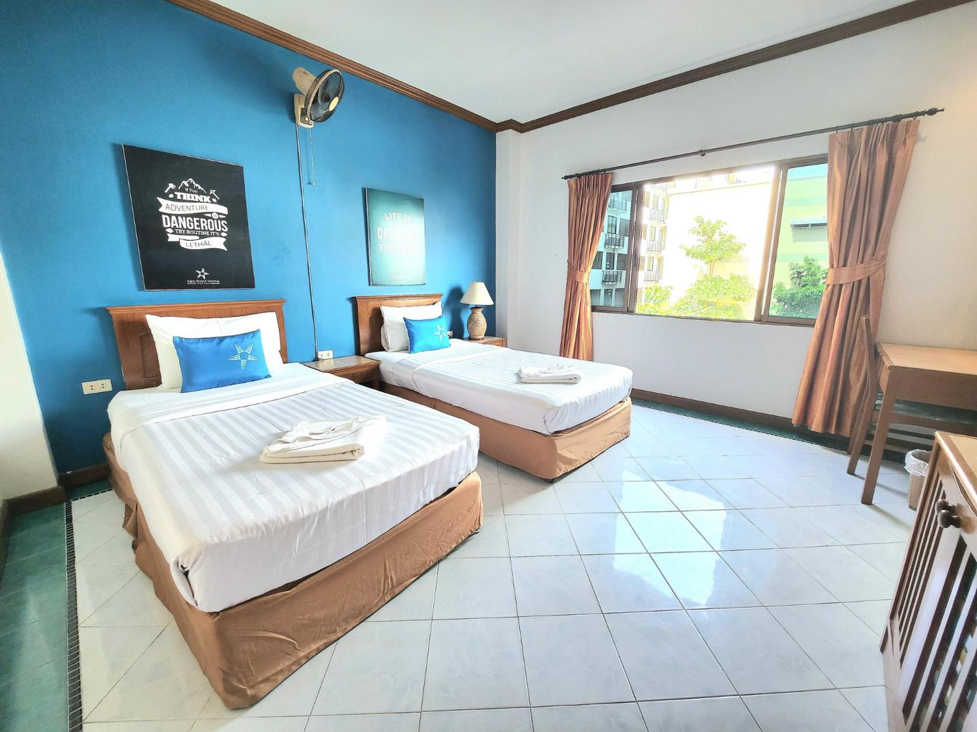 Sea Front Home Hotel - Patong Beach Exterior photo