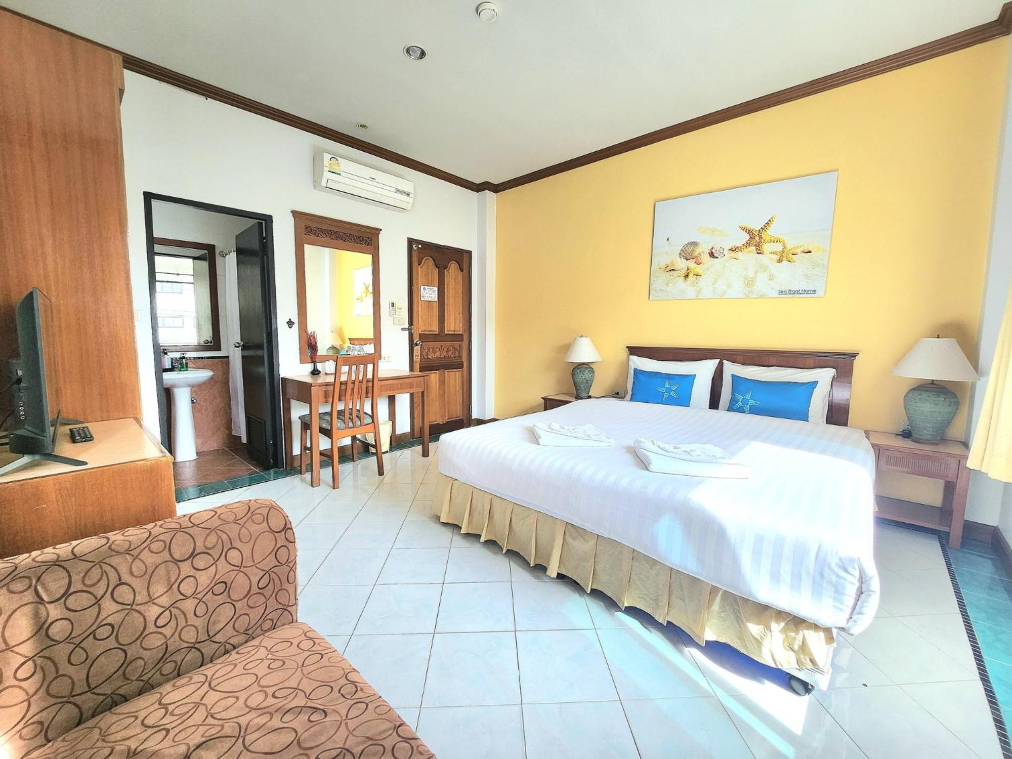 Sea Front Home Hotel - Patong Beach Exterior photo